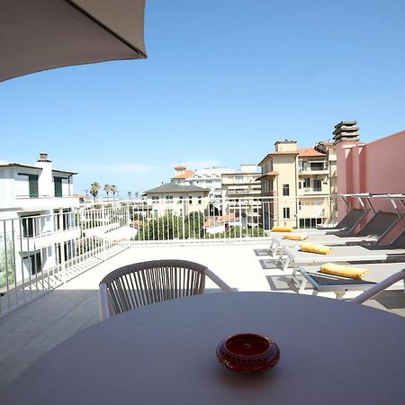 Hotel Katy Viareggio Kültér fotó