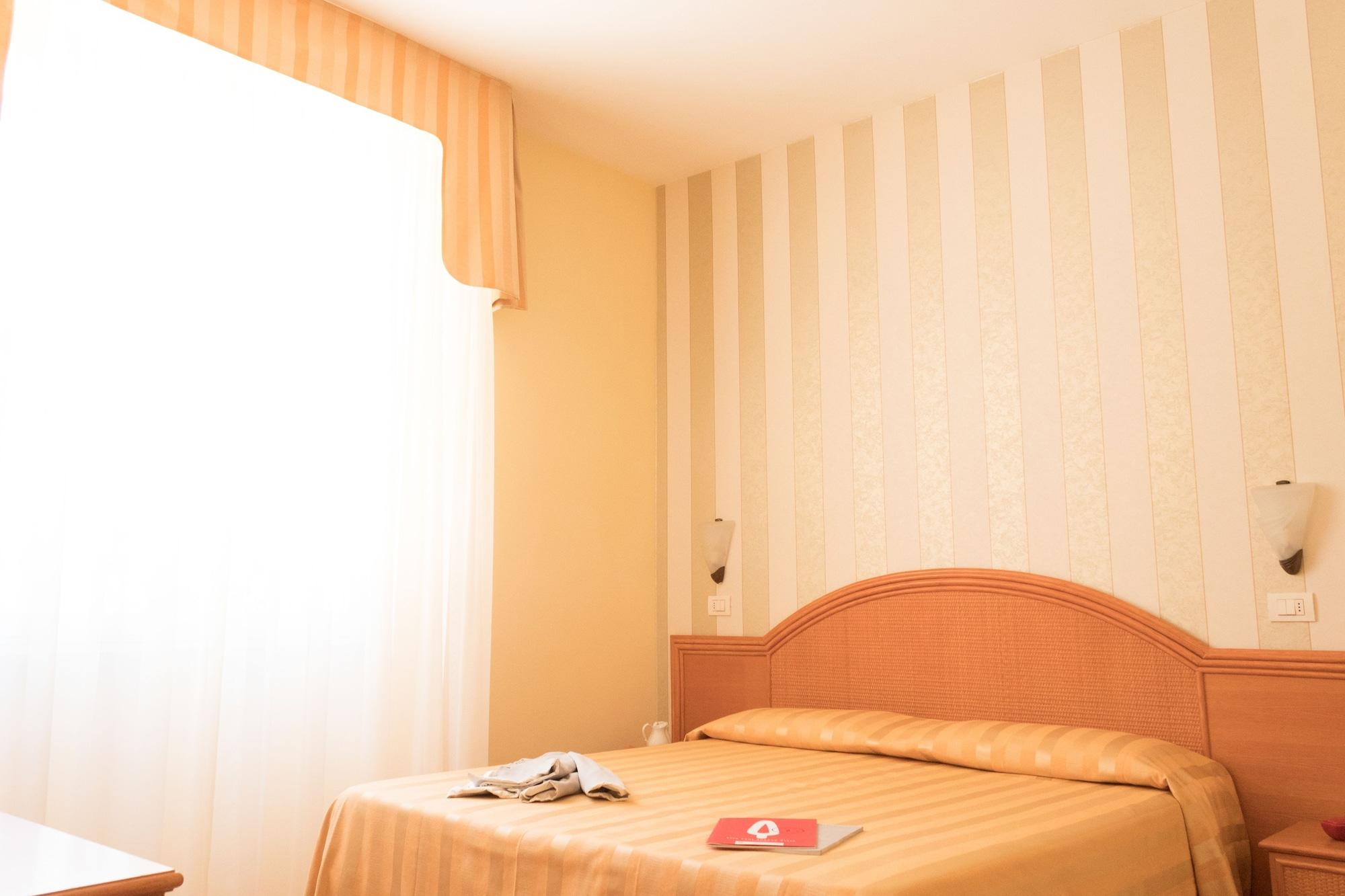 Hotel Katy Viareggio Kültér fotó