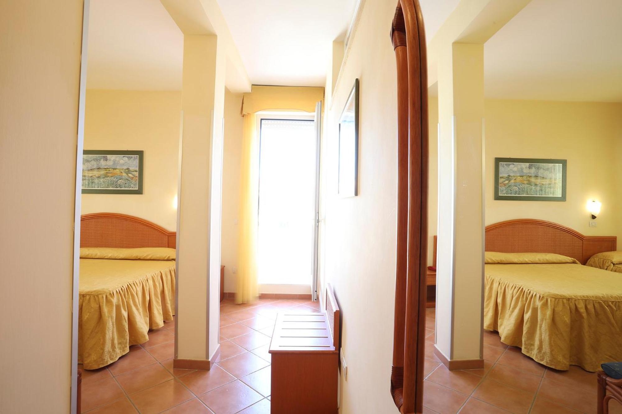 Hotel Katy Viareggio Kültér fotó
